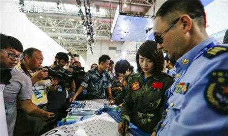 殲十女飛行員犧牲